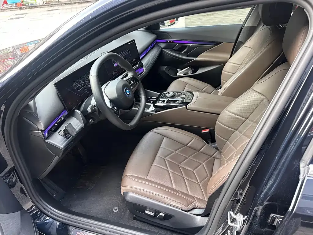 BMW i5 2024 из CN, фото 6