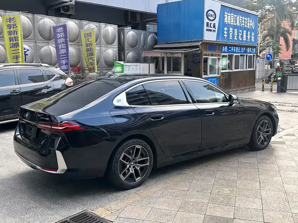 BMW i5 2024 из CN, фото 8