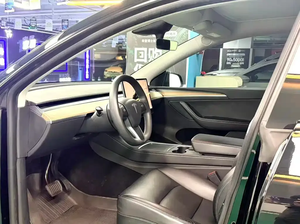 Tesla Model Y 2022 из CN, фото 3