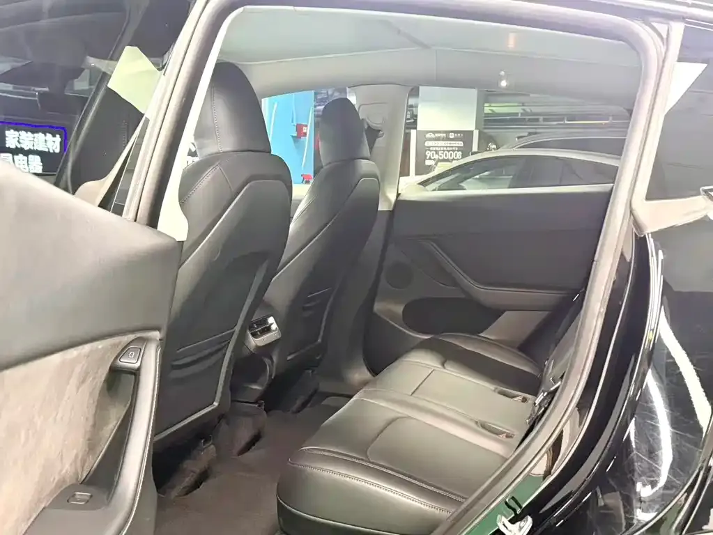 Tesla Model Y 2022 из CN, фото 9