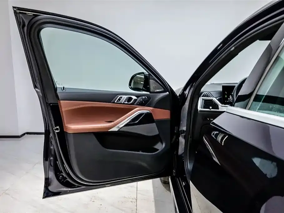 BMW X6 2024 из CN, фото 3