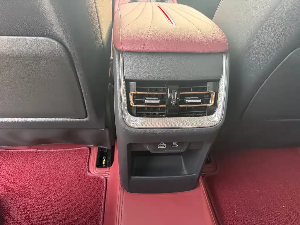 Hongqi H5 2024 из CN, фото 9