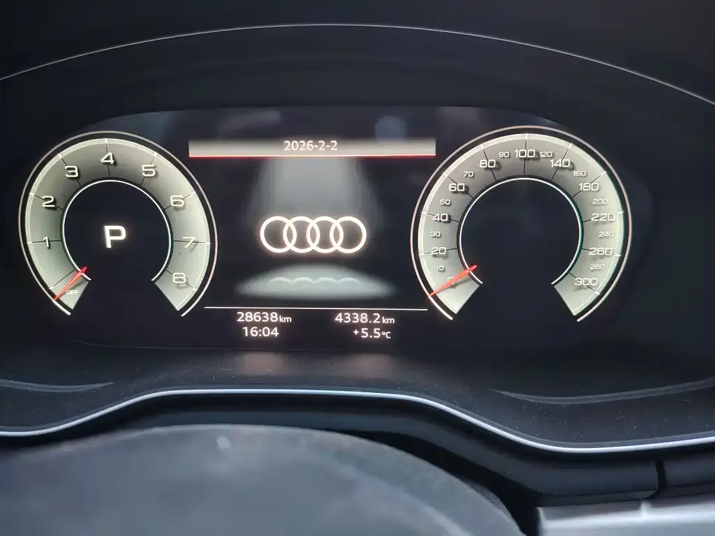 Audi A4L — фото 3
