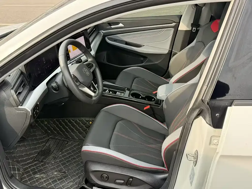 Volkswagen Lamando 2024 из CN, фото 7