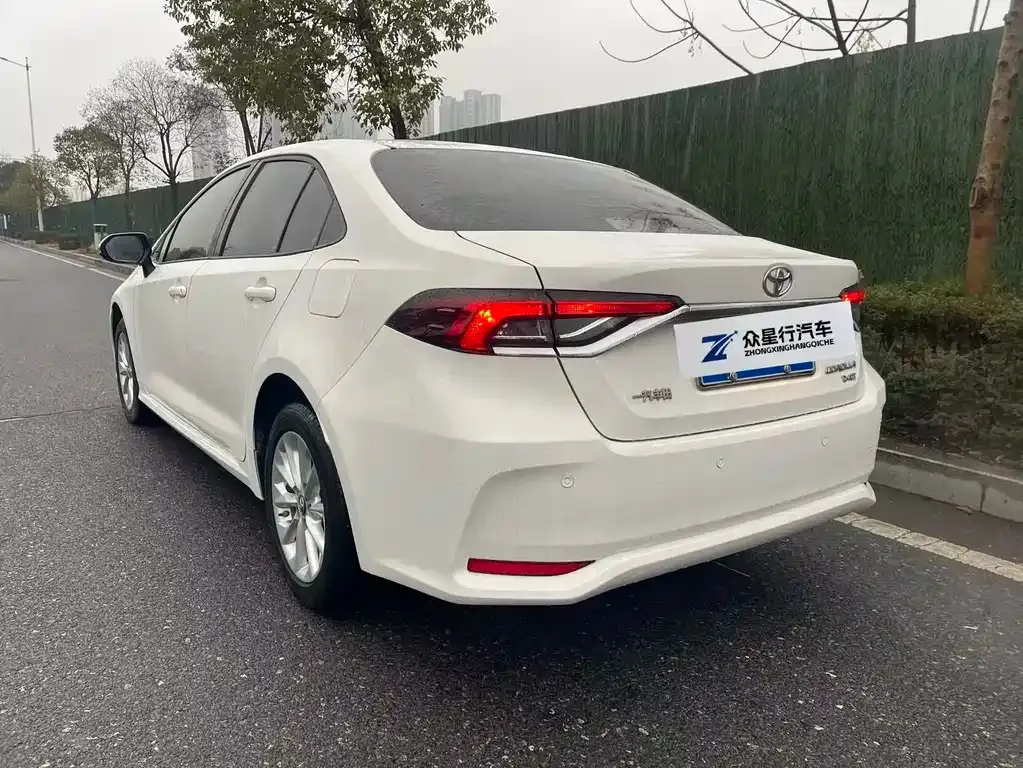 Toyota Corolla 2022 из CN, фото 8