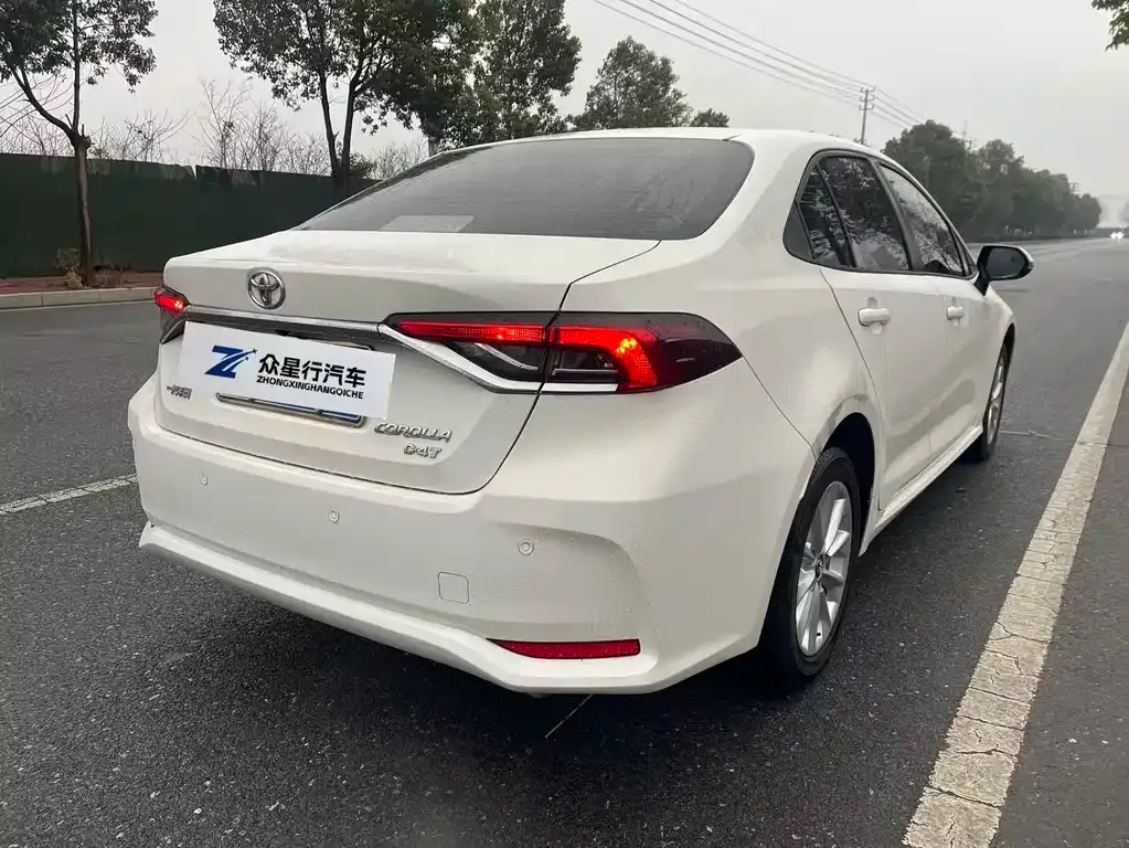 Toyota Corolla 2022 из CN, фото 10