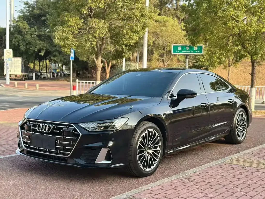 Audi A7L 2025 из CN, фото 1
