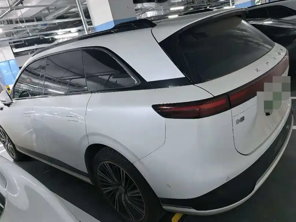 XPeng G9 2024 из CN, фото 2