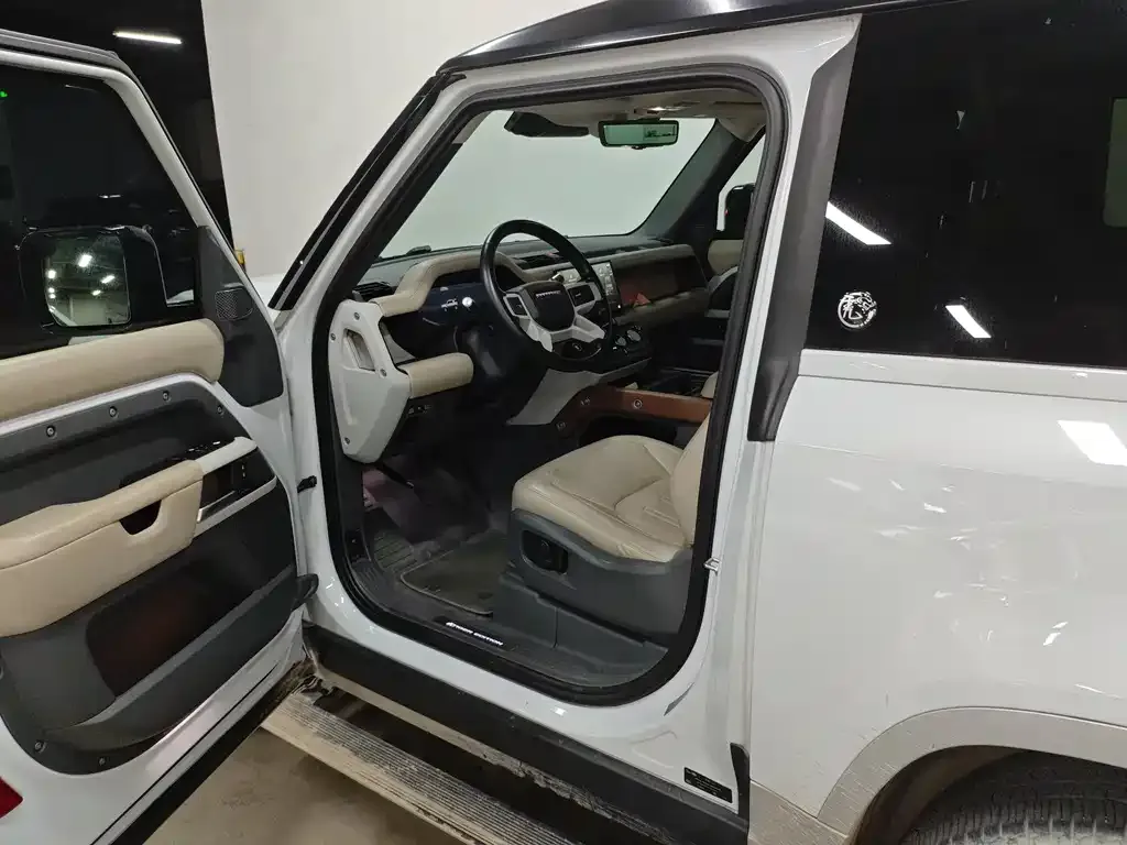 Land Rover Defender — фото 2