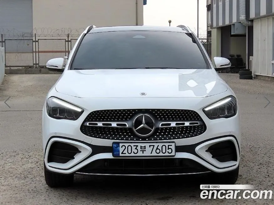 Mercedes-Benz GLA-Class — фото 1