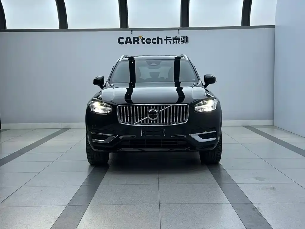 Volvo XC90 2023 из CN, фото 9