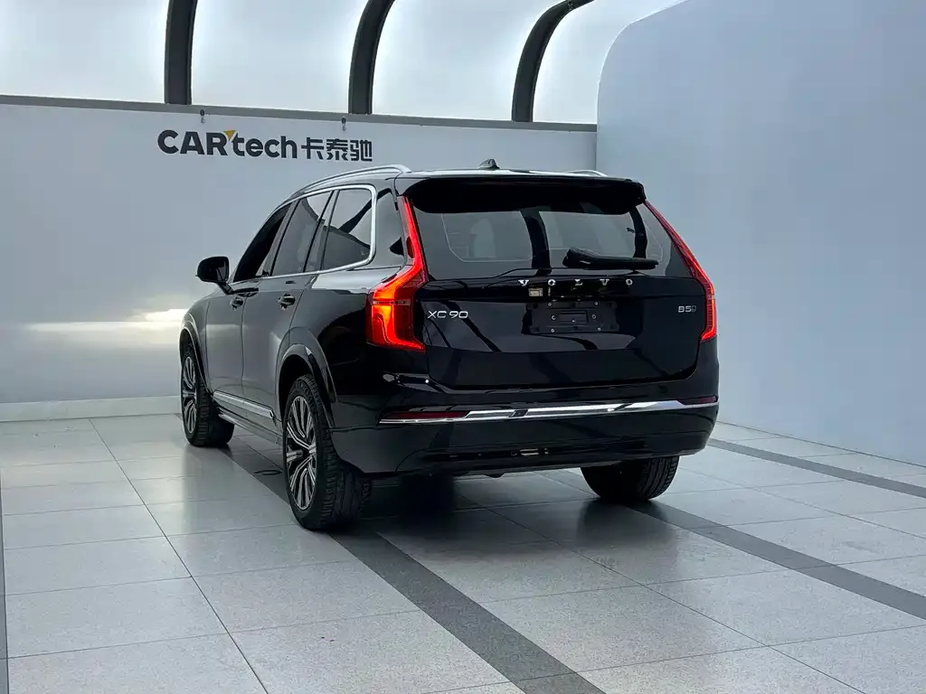 Volvo XC90 2023 из CN, фото 7