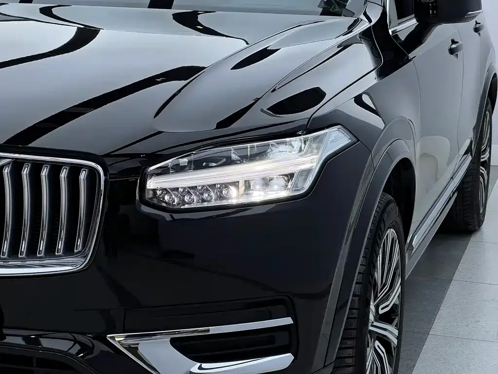 Volvo XC90 2023 из CN, фото 3