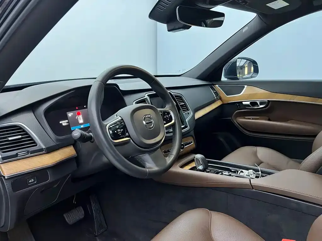 Volvo XC90 2023 из CN, фото 10
