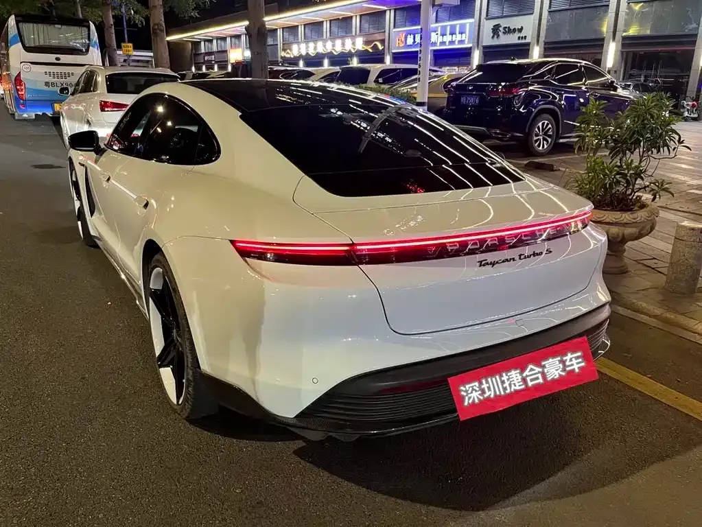 Porsche Taycan 2021 из CN, фото 7