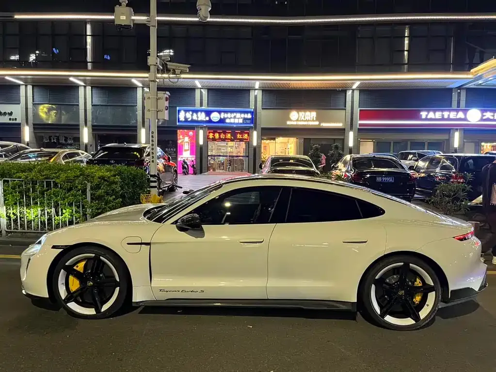 Porsche Taycan 2021 из CN, фото 5