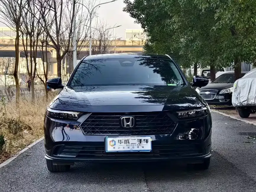 Honda Accord — фото 6