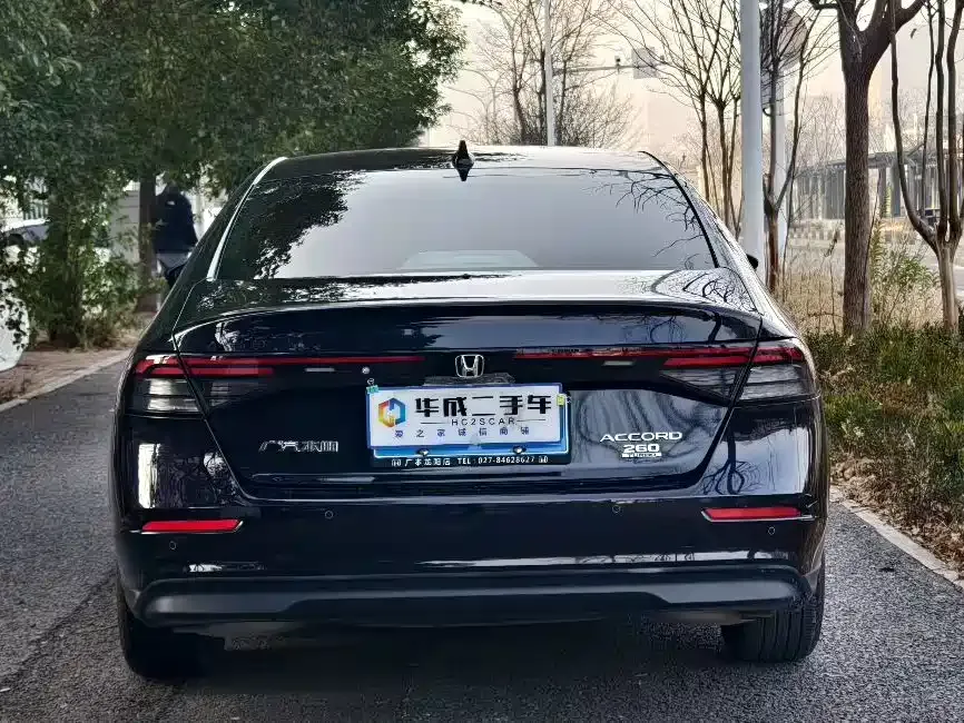 Honda Accord — фото 3