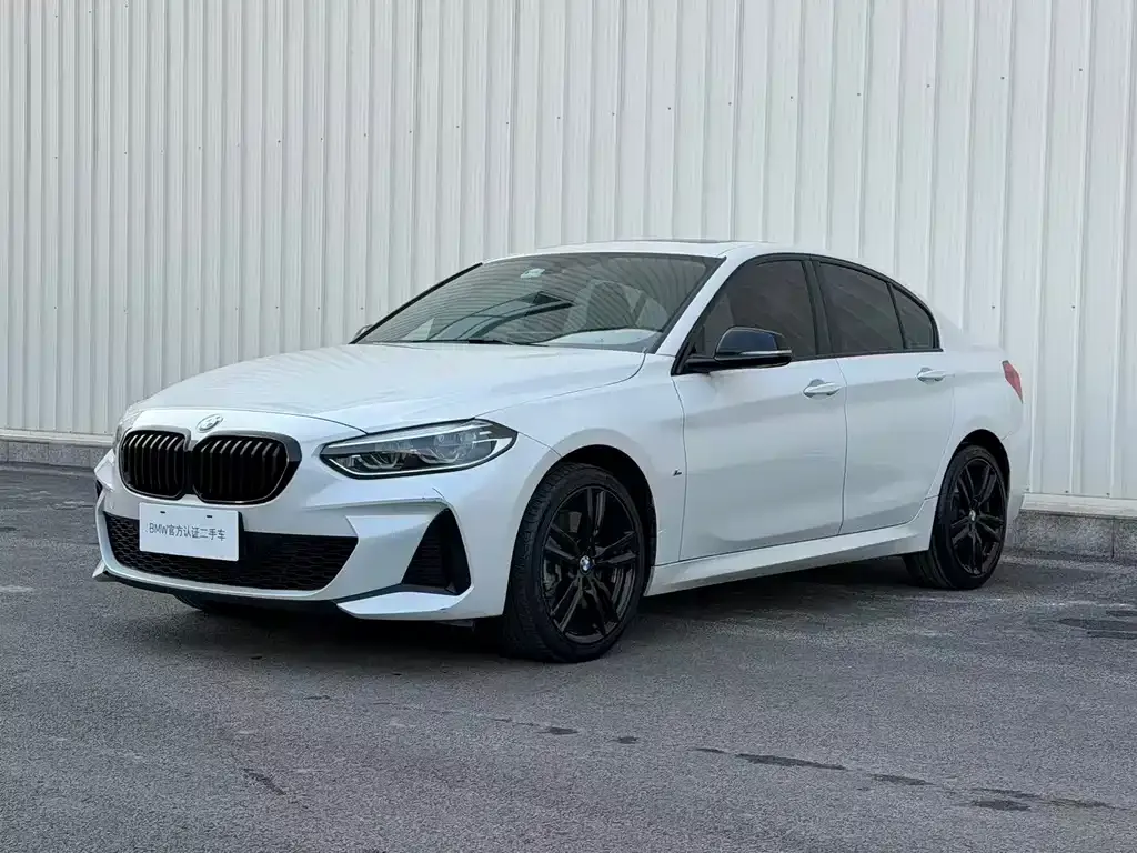 BMW 1 Series — фото 1