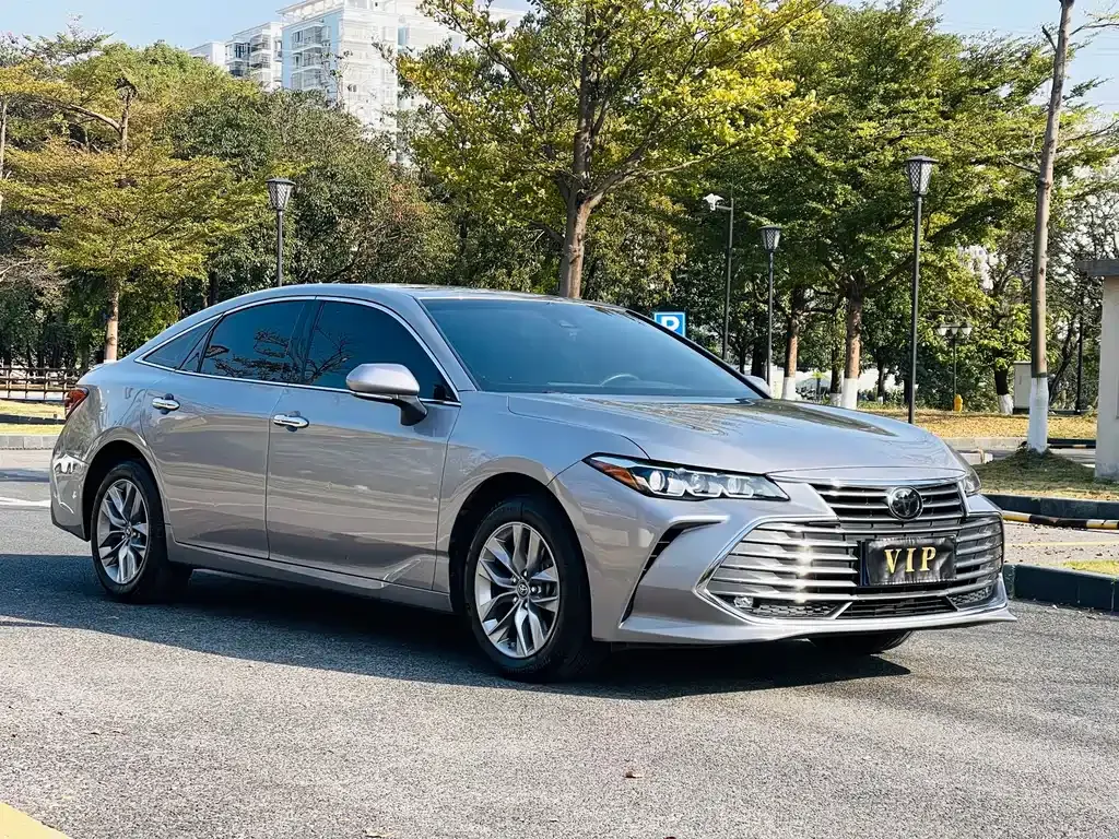 Toyota Avalon 2021 из CN, фото 10