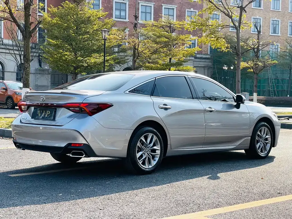 Toyota Avalon 2021 из CN, фото 7