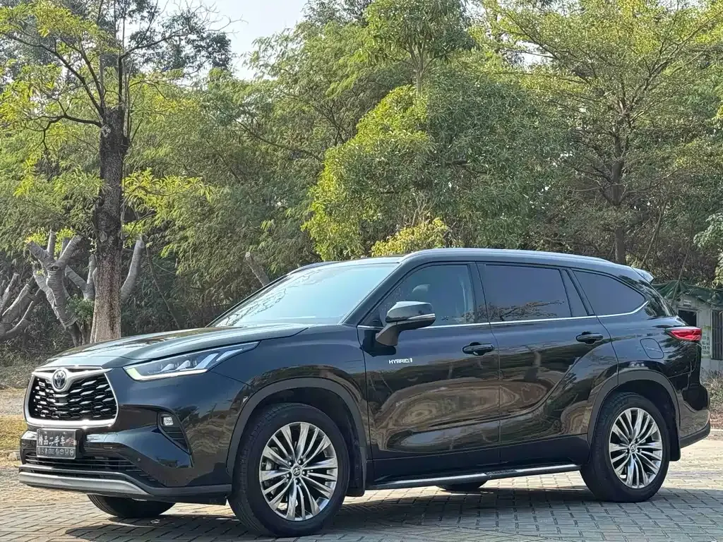 Toyota Highlander 2022 из CN, фото 1