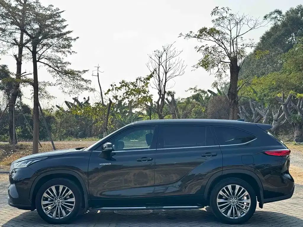 Toyota Highlander 2022 из CN, фото 8