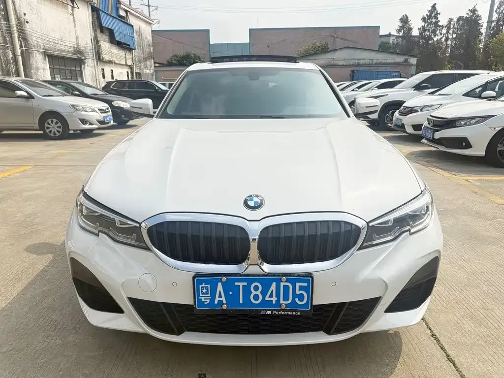 BMW 3 Series 2021 из CN, фото 4