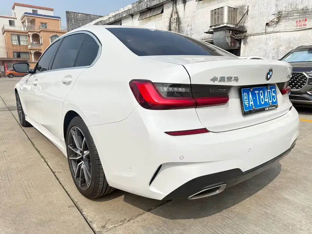 BMW 3 Series 2021 из CN, фото 10
