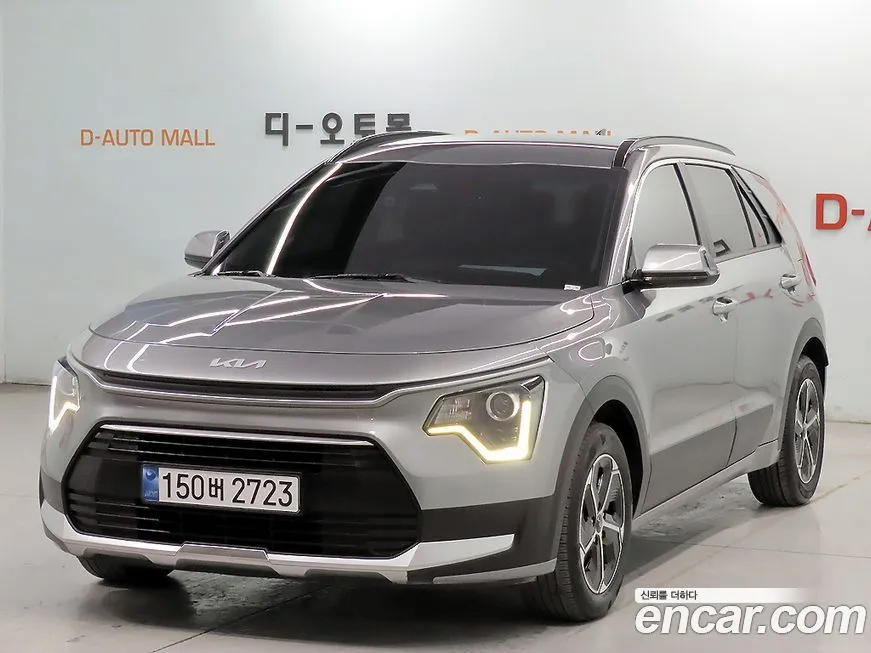 Kia Niro — фото 1