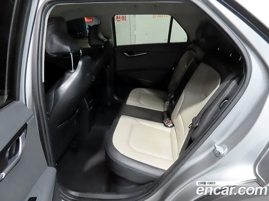 Kia Niro — фото 10
