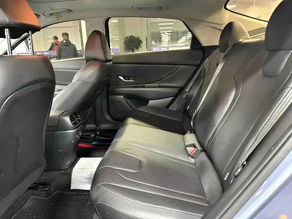 Hyundai Elantra 2024 из CN, фото 5