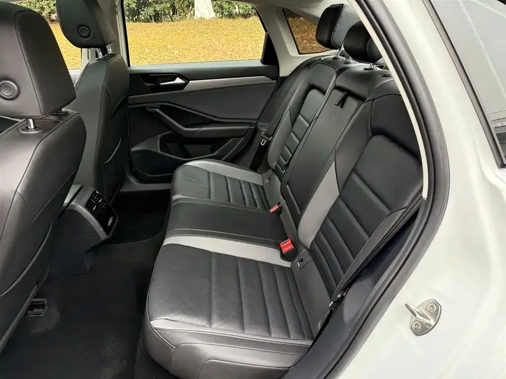 Volkswagen Sagitar 2021 из CN, фото 6