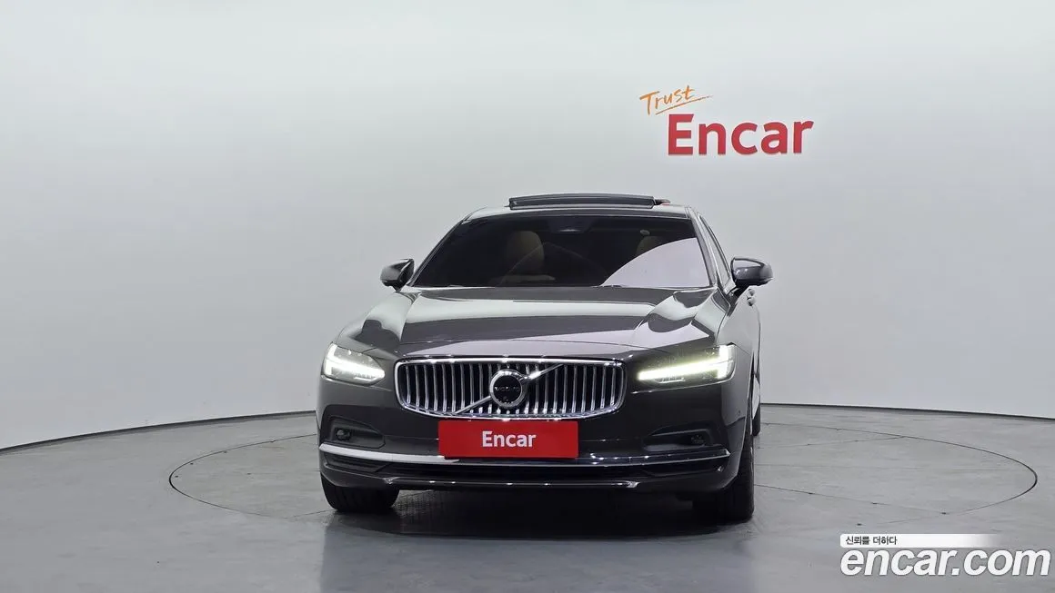 Volvo S90 2024 из KR, фото 3