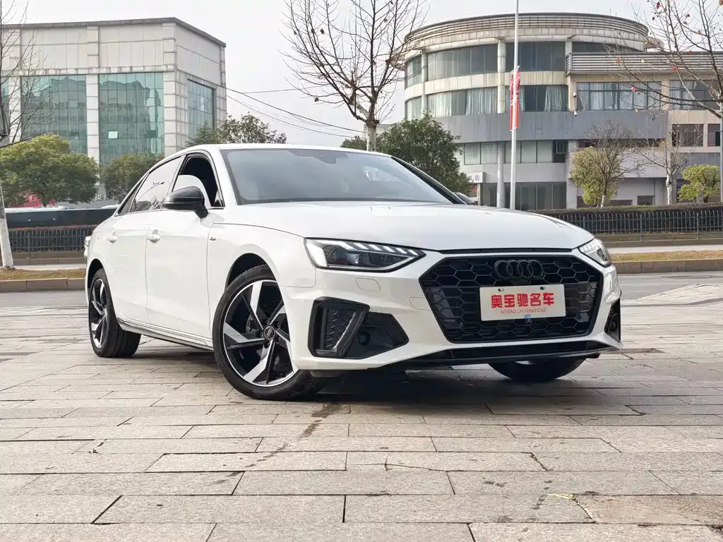 Audi A4L 2023 из CN, фото 6