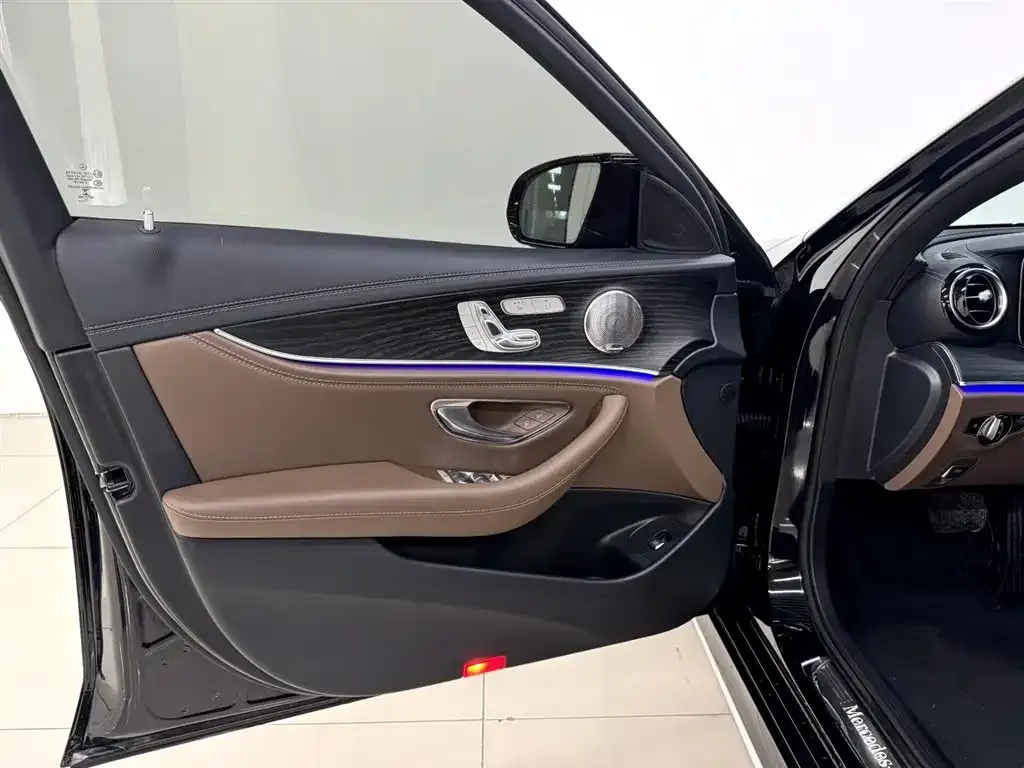 Mercedes-Benz E-Class 2022 из CN, фото 10