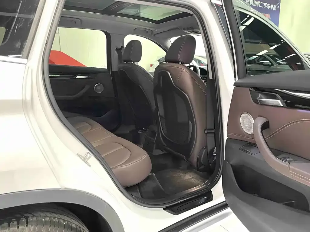 BMW X1 2022 из CN, фото 7
