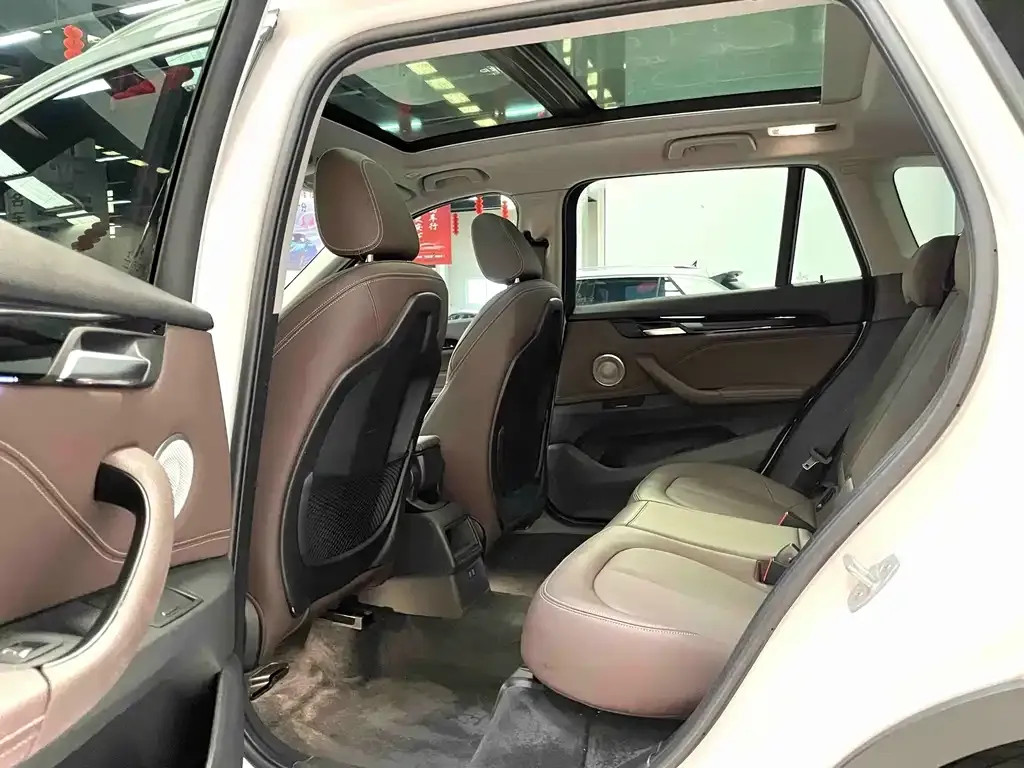 BMW X1 2022 из CN, фото 2