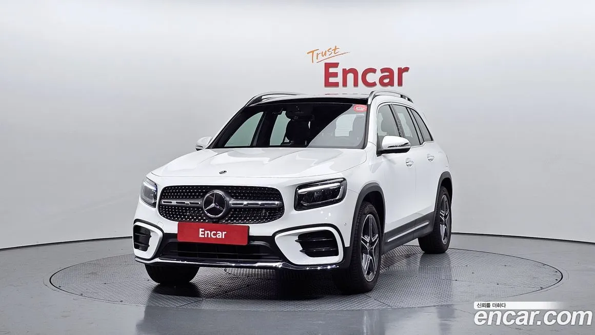 Mercedes-Benz GLB-Class — фото 8