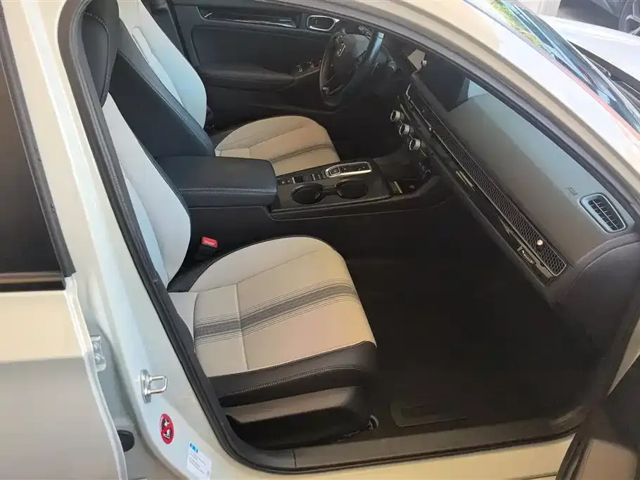 Honda Civic 2023 из CN, фото 9