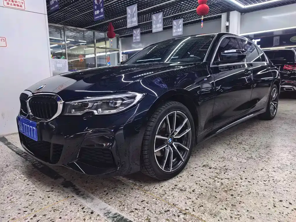 BMW 3 Series 2021 из CN, фото 1