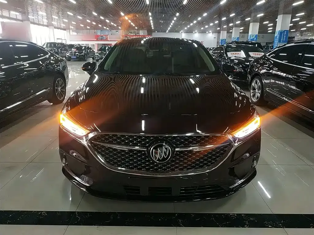 Buick LaCrosse — фото 10
