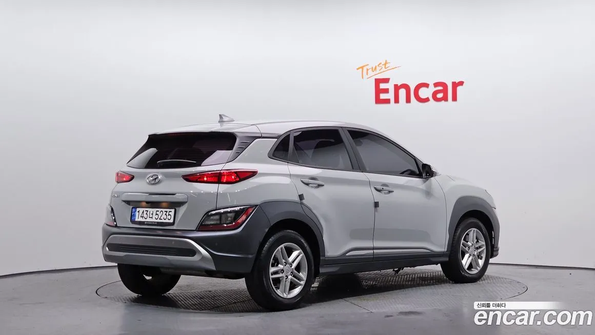 Hyundai Kona — фото 8