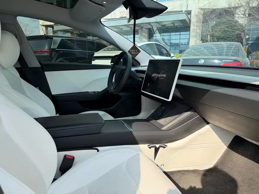 Tesla Model 3 2024 из CN, фото 6