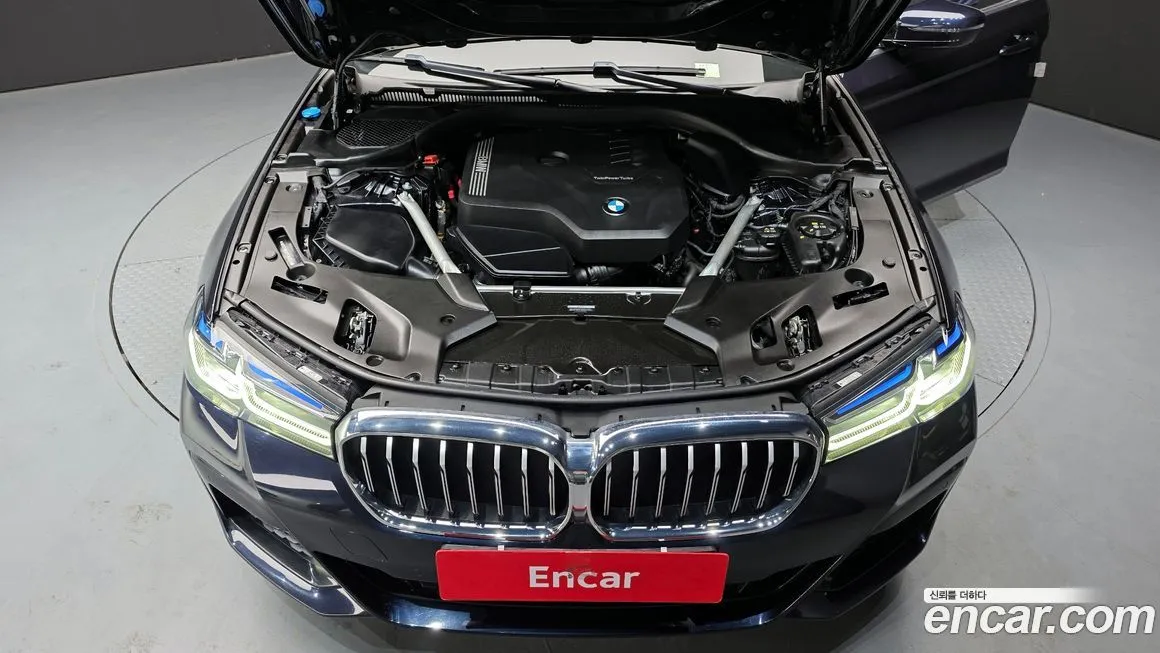 BMW 5-Series 2023 из KR, фото 10