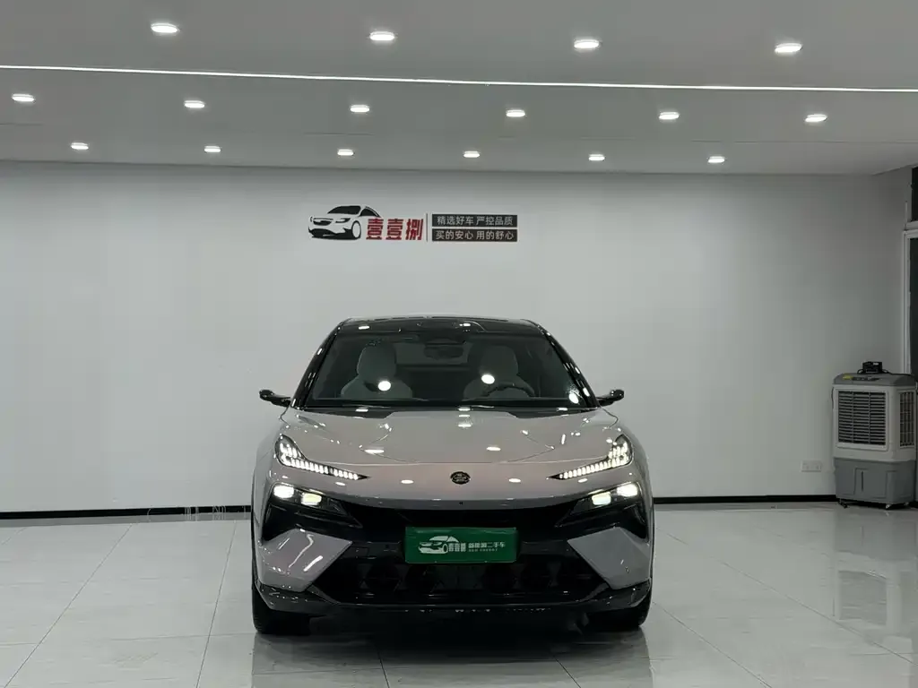 Lotus Eletre 2025 из CN, фото 3