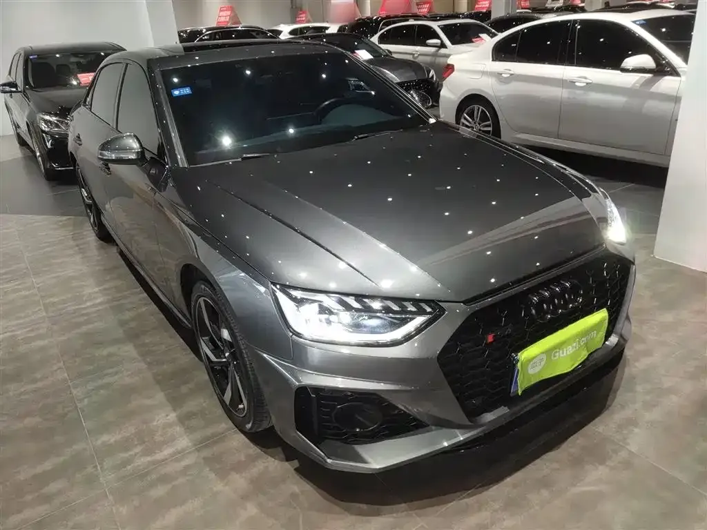 Audi A4L 2022 из CN, фото 7