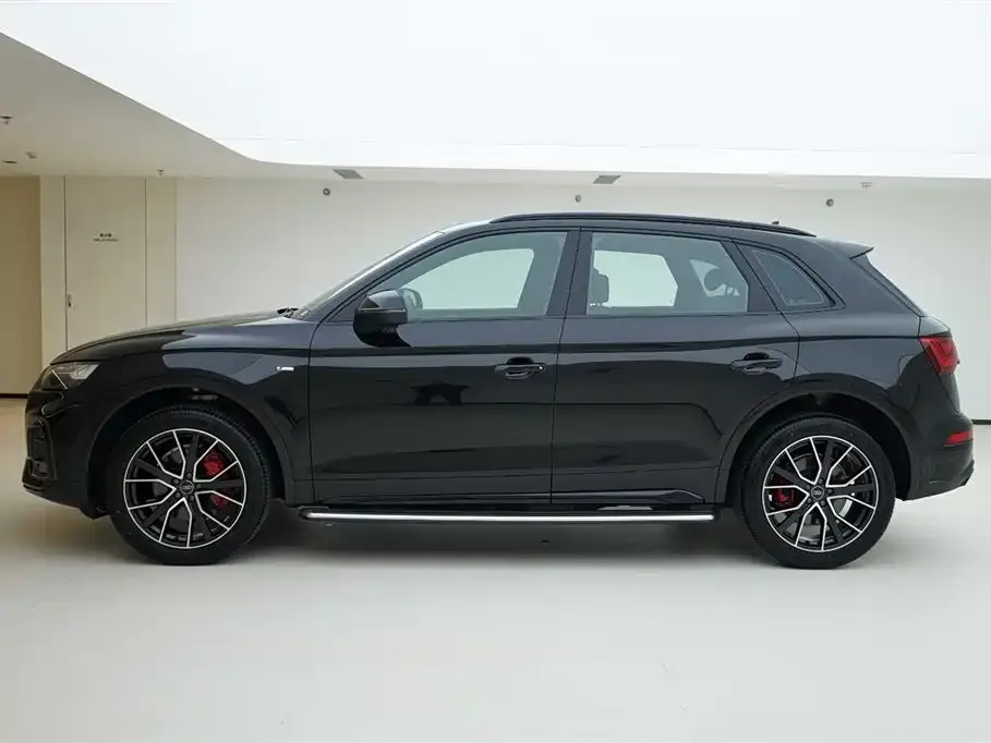 Audi Q5L 2024 из CN, фото 6