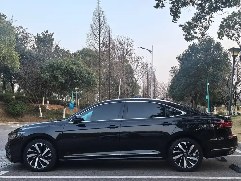 Volkswagen Passat 2022 из CN, фото 7
