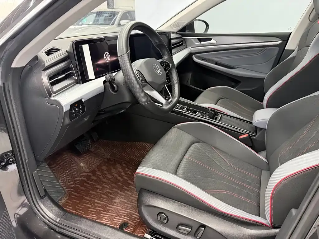 Volkswagen Lamando 2023 из CN, фото 4